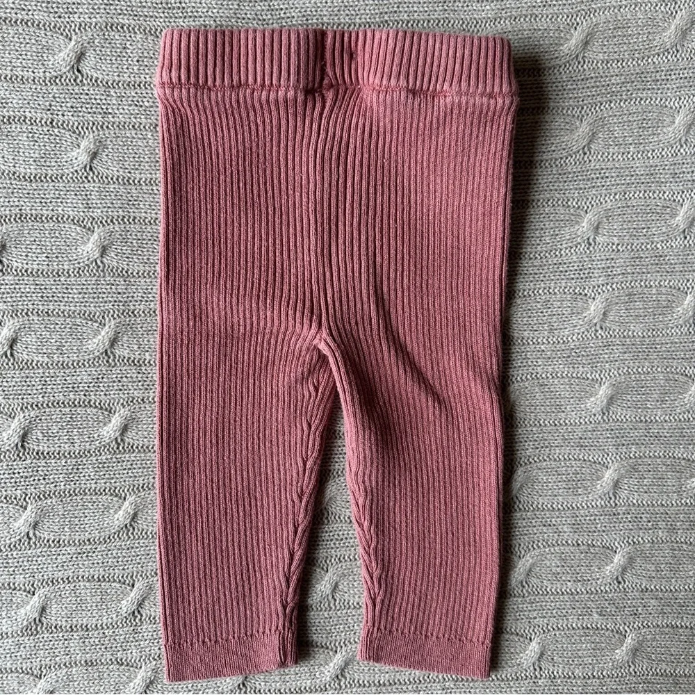 EUC Carter’s Little Planet Organic Baby Girl Knit Leggings, Rose, 9 Months